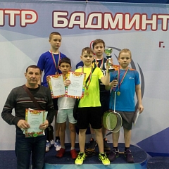 турнир по бадминтону