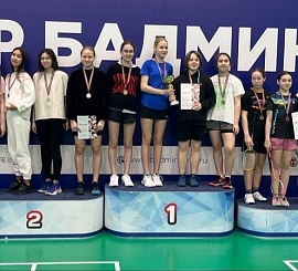 Бадминтон. Девушки 5-8 класс